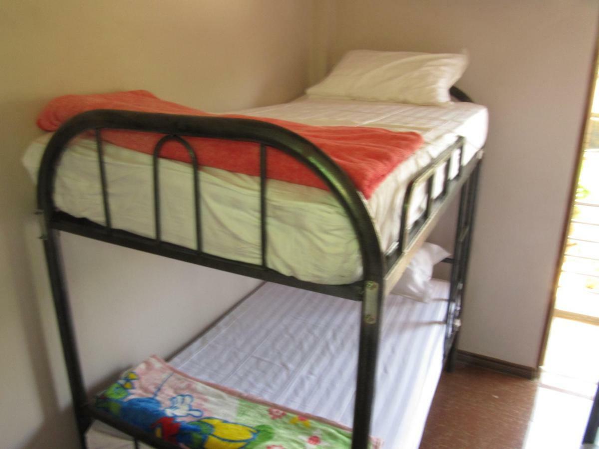 Lux Pillow Hostel Hpa-an Eksteriør bilde